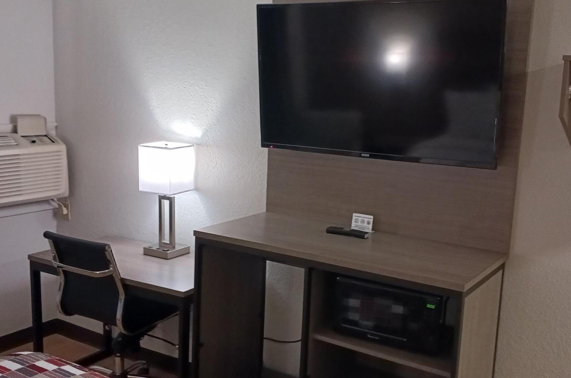 ซูเปอร์ 8 บาย วินด์แฮม ฮันต์สวิลล์ แอละแบมา Hotel ภายนอก รูปภาพ